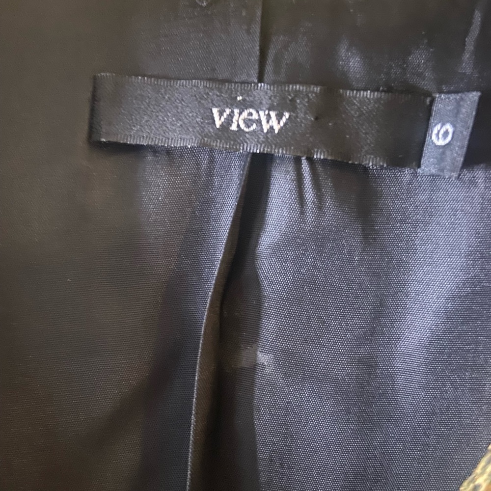 View Jacket - image 3